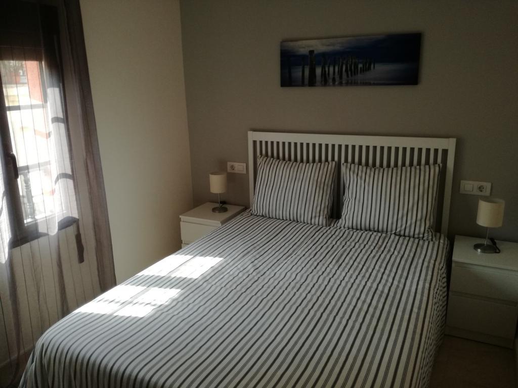 Apartamentos Pobra-Castelo โปบราโดคารามิงยาล ภายนอก รูปภาพ